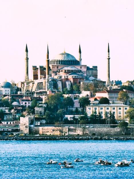 رحلات طيران إلى إسطنبول (IST)